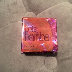 Benefit Bella Bamba